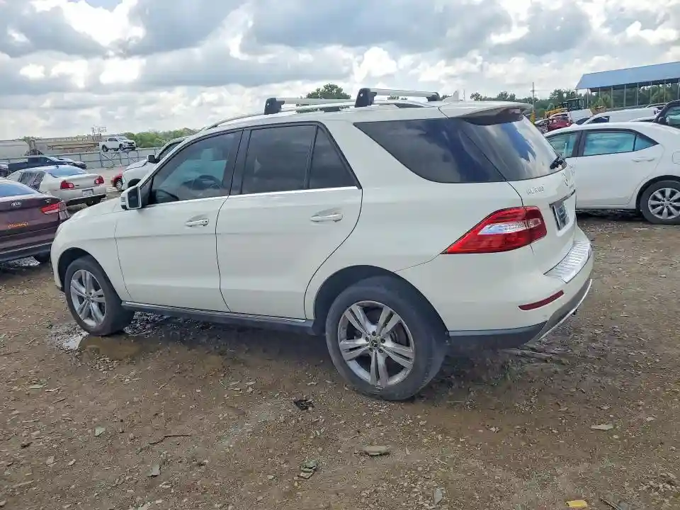 4JGDA2EBXDA156112 2013 MERCEDES-BENZ M-CLASS-1