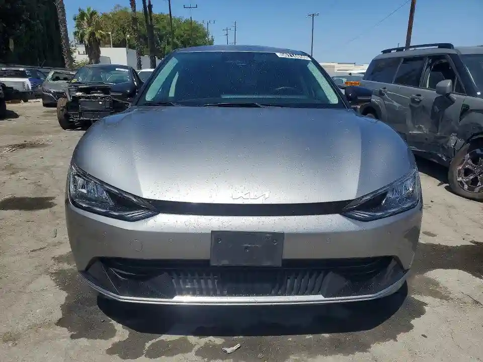 KNDC34LA4P5604017 2023 KIA ALL OTHER-4