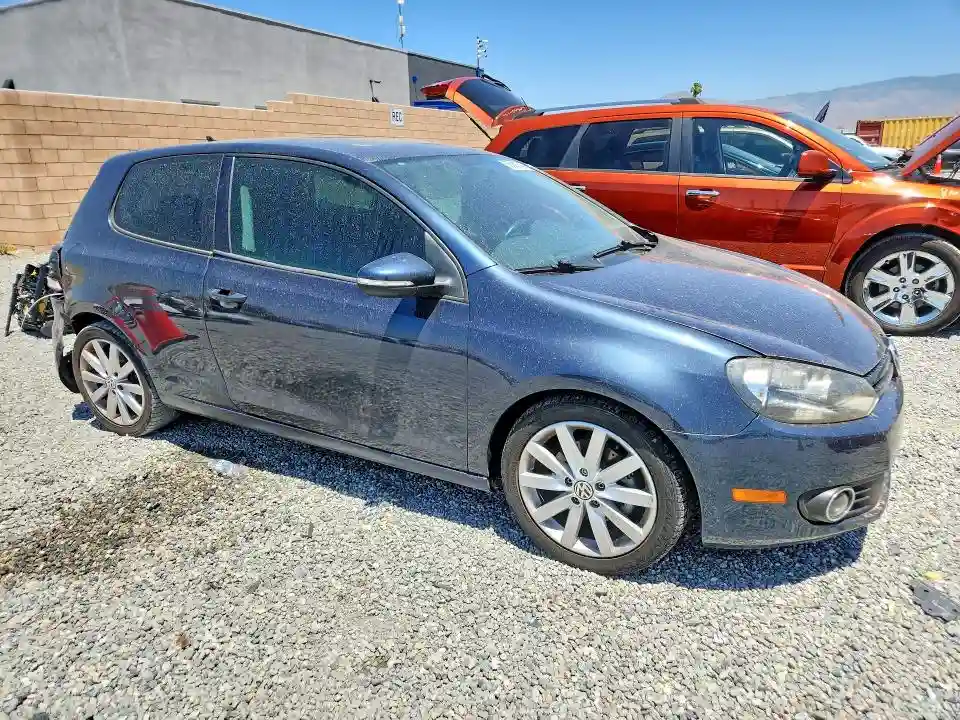 WVWMM7AJ4BW117523 2011 VOLKSWAGEN GOLF-3