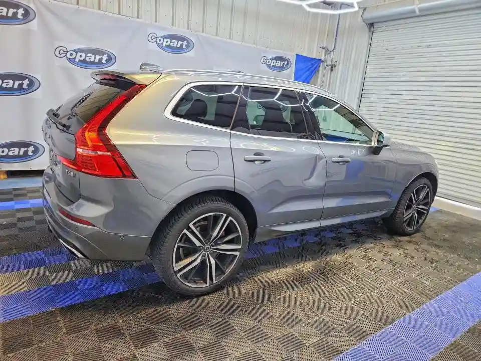 YV4A22RM6K1351487 2019 VOLVO XC60-2