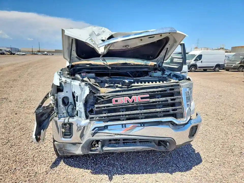 1GD58LE77PF179727 2023 GMC SIERRA-4