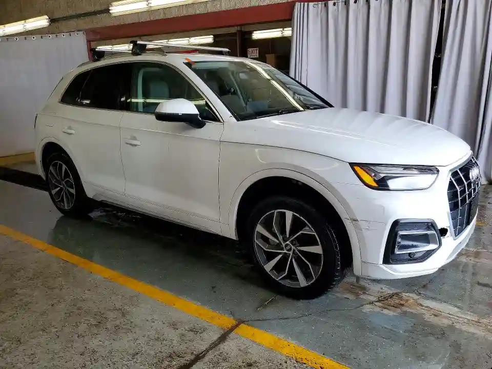 WA1BAAFY1M2021470 2021 AUDI Q5-3