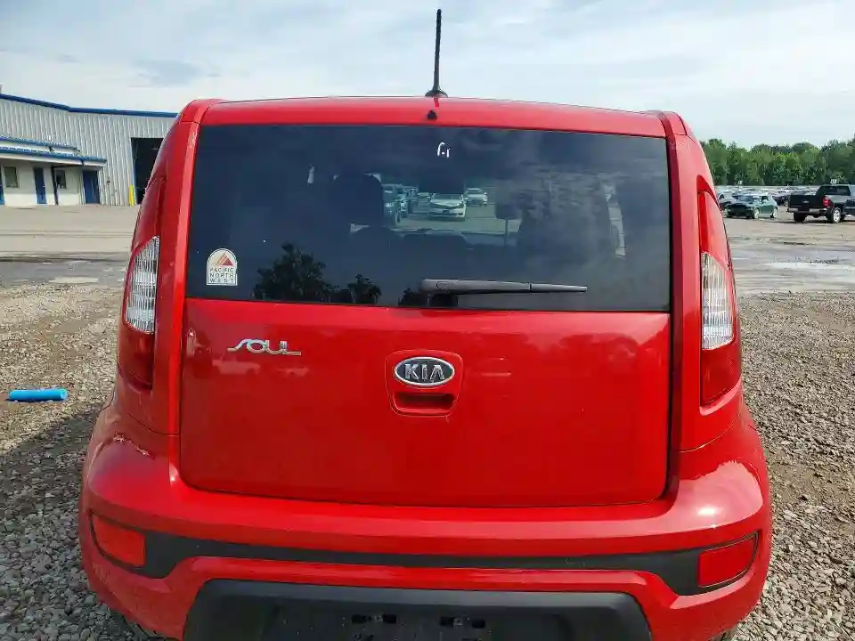 KNDJT2A6XC7453404 2012 KIA SOUL-5