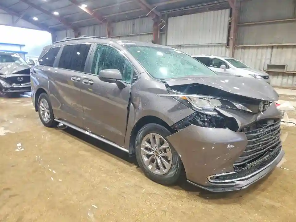 5TDYRKEC6NS130277 2022 TOYOTA SIENNA-3
