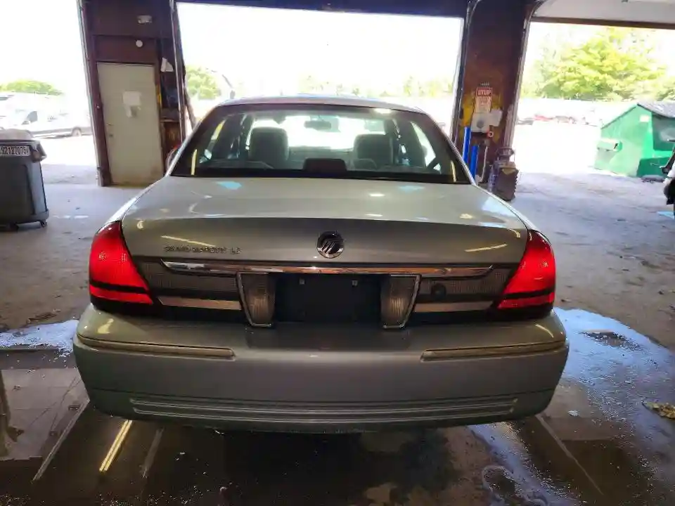 2MEBM7FV6BX600114 2011 MERCURY GRMARQUIS-5