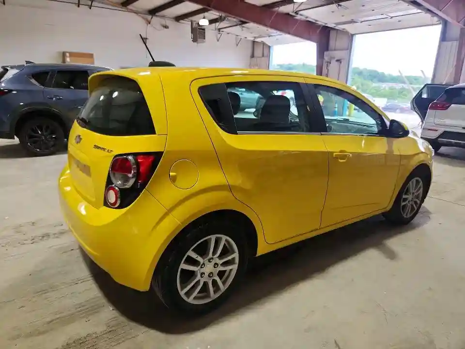 1G1JC6SH4F4181924 2015 CHEVROLET SONIC-2