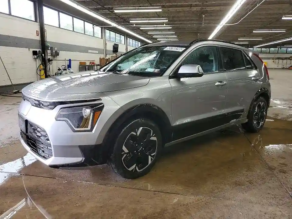 KNDCR3L12P5053966 2023 KIA NIRO WIND-0
