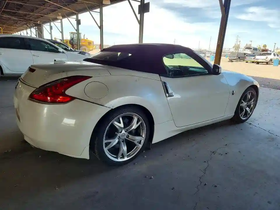 JN1AZ4FHXCM370421 2012 NISSAN 370Z-2