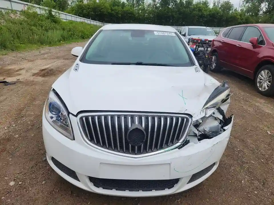 1G4PP5SK8G4125221 2016 BUICK VERANO-4