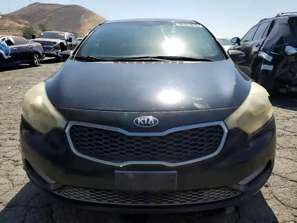 KNAFX4A6XF5422110 2015 KIA FORTE-4
