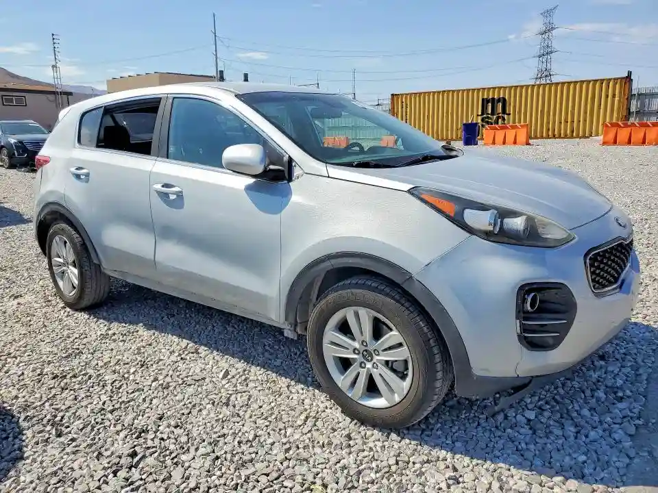 KNDPMCAC6H7163767 2017 KIA SPORTAGE-3