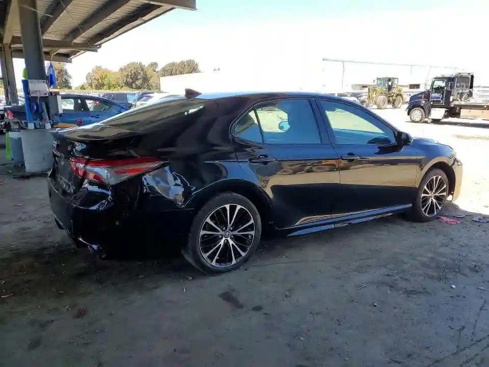 4T1G11AK7LU879233 2020 TOYOTA CAMRY-2