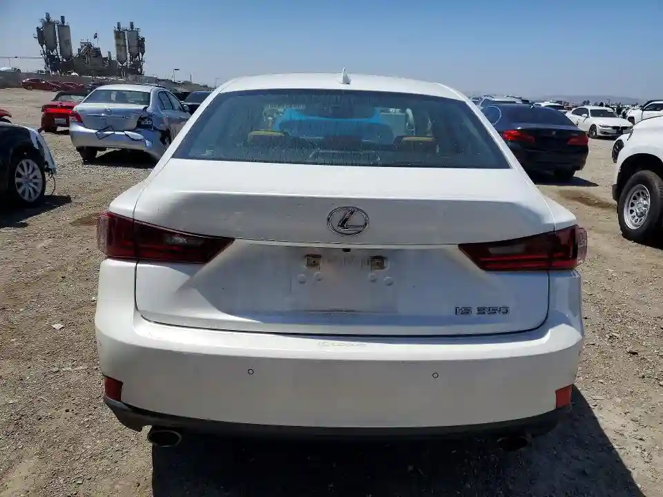 JTHBE1D27E5010674 2014 LEXUS IS-5