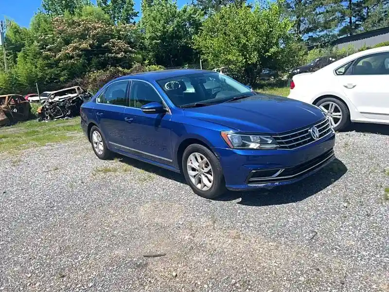 1VWAS7A38GC019000 2016 VOLKSWAGEN PASSAT-0