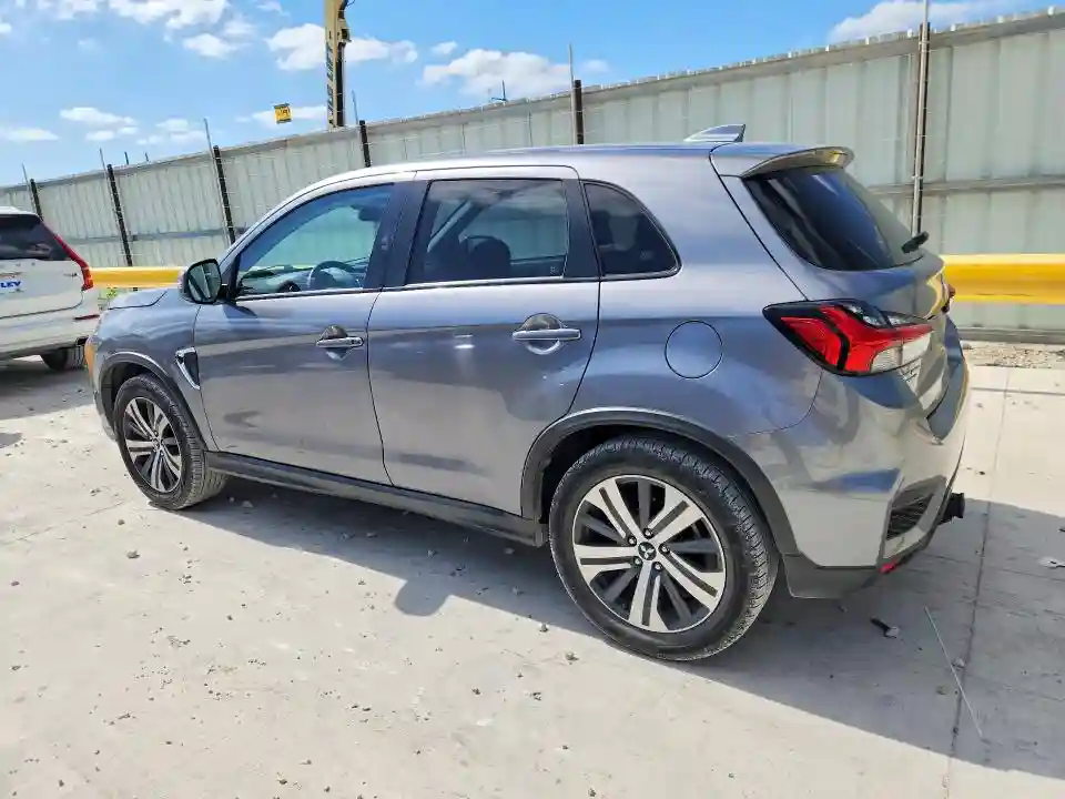 JA4APVAU6MU025234 2021 MITSUBISHI OUTLANDER-1