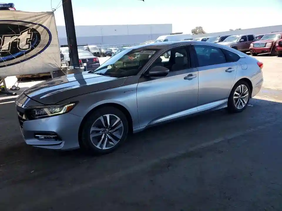 1HGCV3F92JA016820 2018 HONDA ACCORD-0