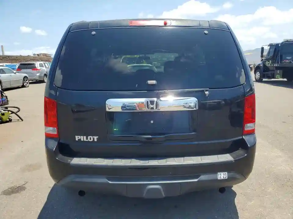 5FNYF3H2XFB013390 2015 HONDA PILOT-5