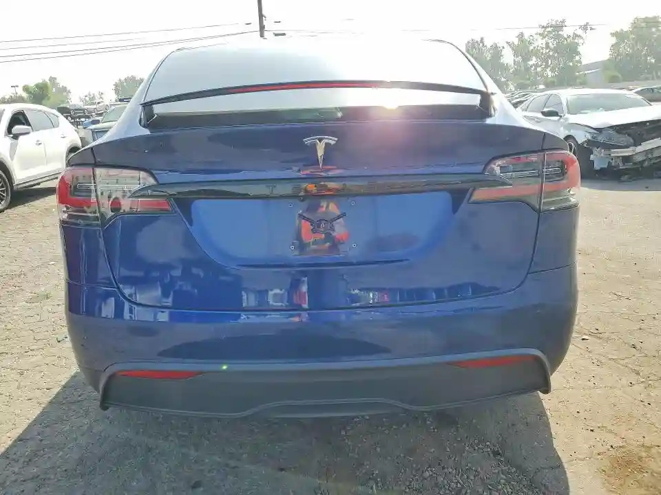 7SAXCBE53NF329261 2022 TESLA MODEL X-5