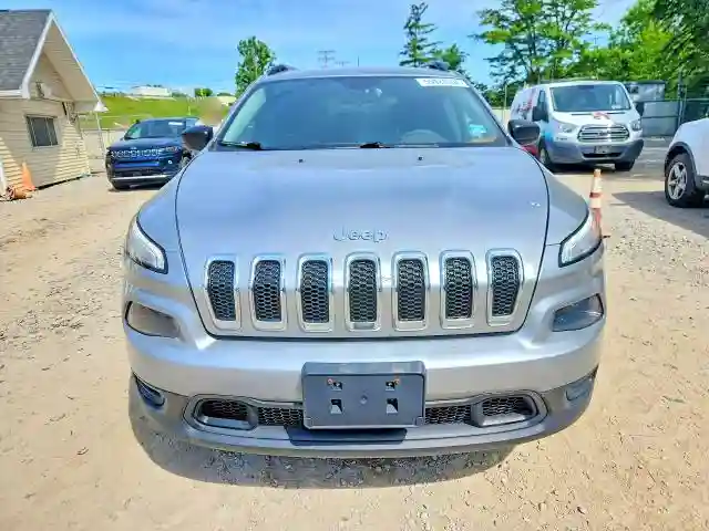 1C4PJMAB1GW305582 2016 JEEP GRAND CHEROKEE-4