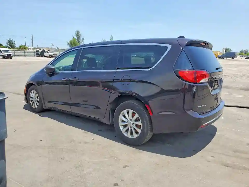 2C4RC1FG2JR279144 2018 CHRYSLER PACIFICA-1
