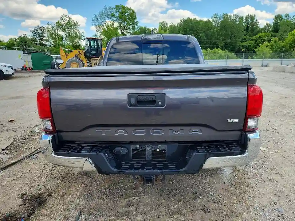 5TFAZ5CN2JX057386 2018 TOYOTA TACOMA-5