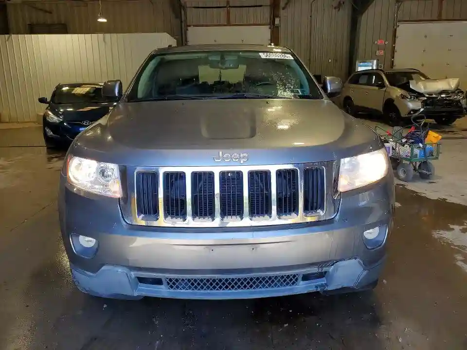 1C4RJFAG8DC611921 2013 JEEP GRAND CHEROKEE-4