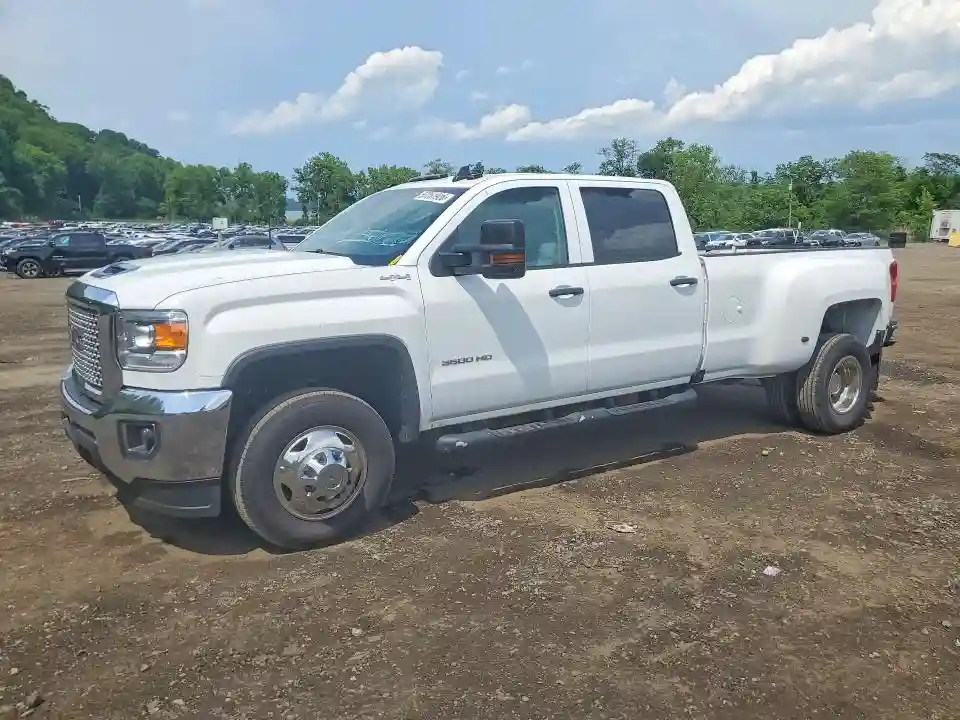 1GT42VCY2JF113134 2018 GMC SIERRA-0