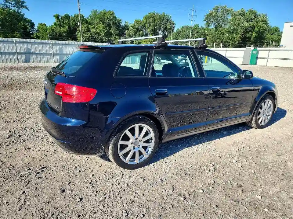 WAUPFAFM3BA129857 2011 AUDI A3-2