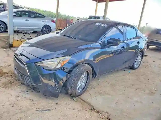 3MYDLBYV6JY306102 2018 TOYOTA YARIS-0