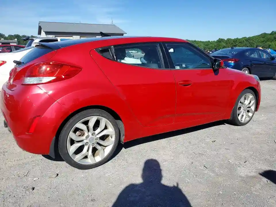 KMHTC6ADXDU155321 2013 HYUNDAI VELOSTER-2