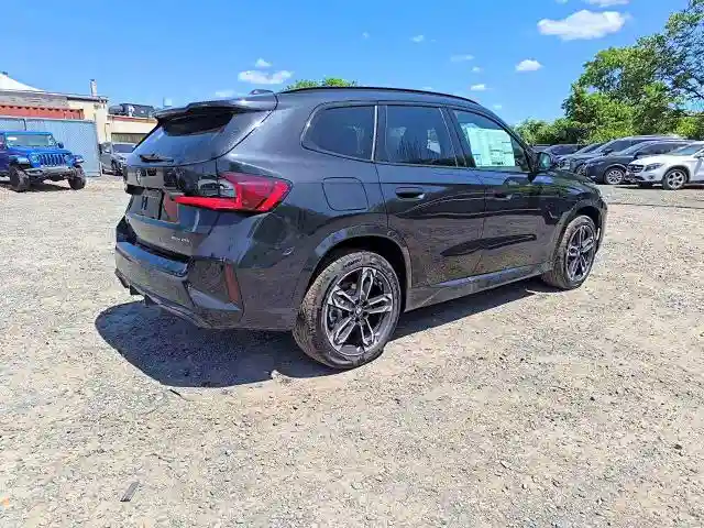 WBX73EF06T5599183 2026 BMW X1-3