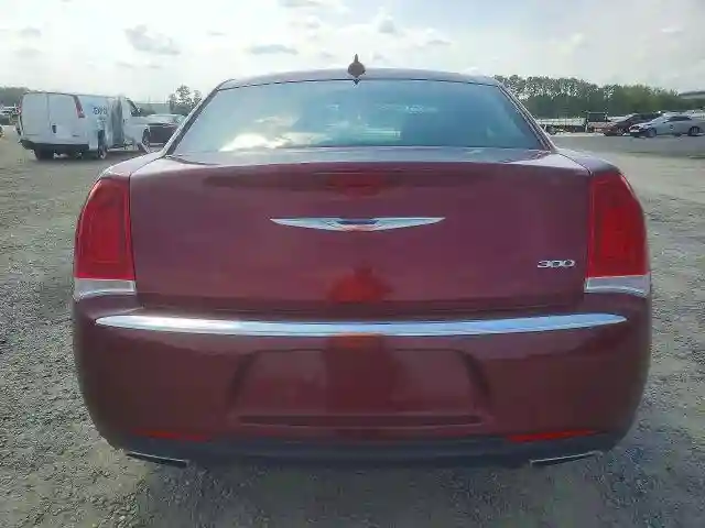 2C3CCAAGXHH668261 2017 CHRYSLER 300-5