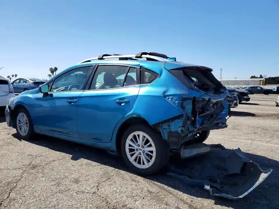 4S3GTAD62H3748642 2017 SUBARU IMPREZA-1