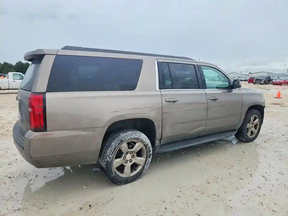 1GNSCGKC7HR370795 2017 CHEVROLET SUBURBAN-2