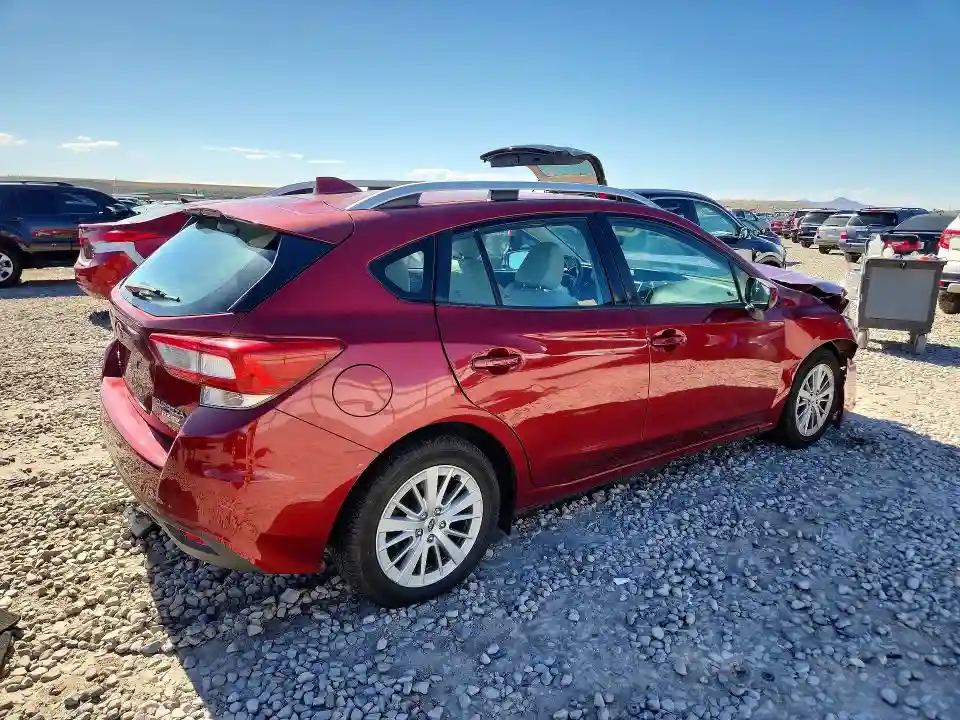 4S3GTAD62H3722140 2017 SUBARU IMPREZA-2