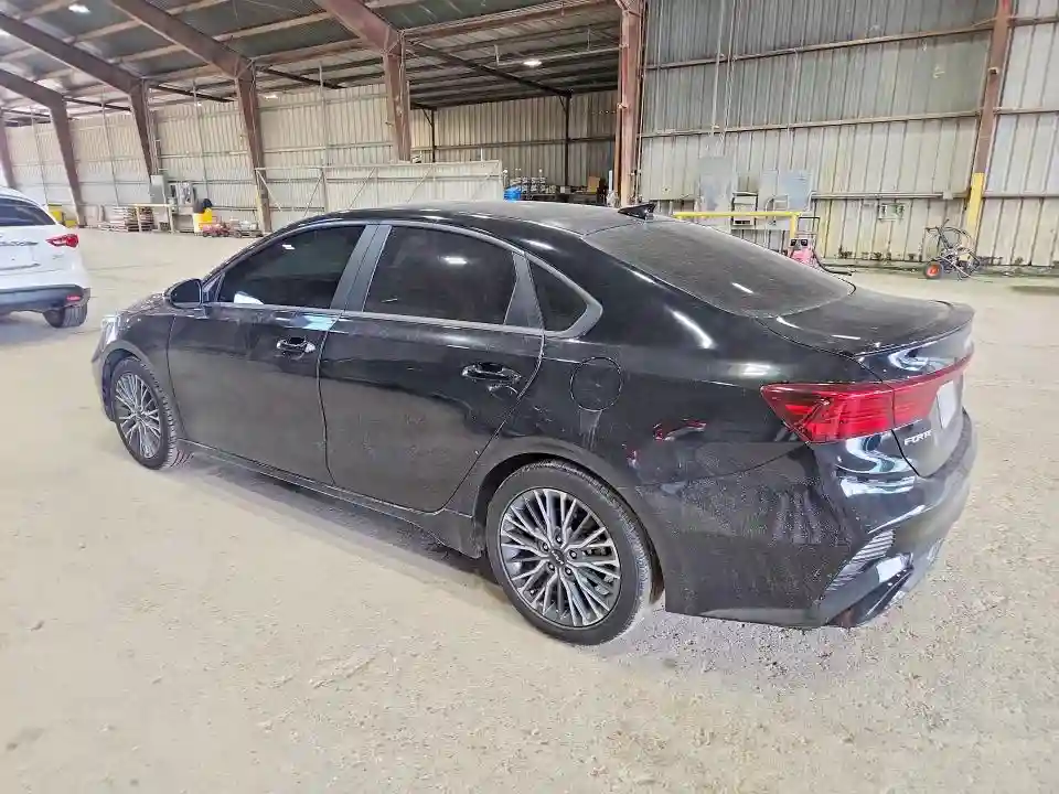 3KPF54AD6RE691317 2024 KIA FORTE-1