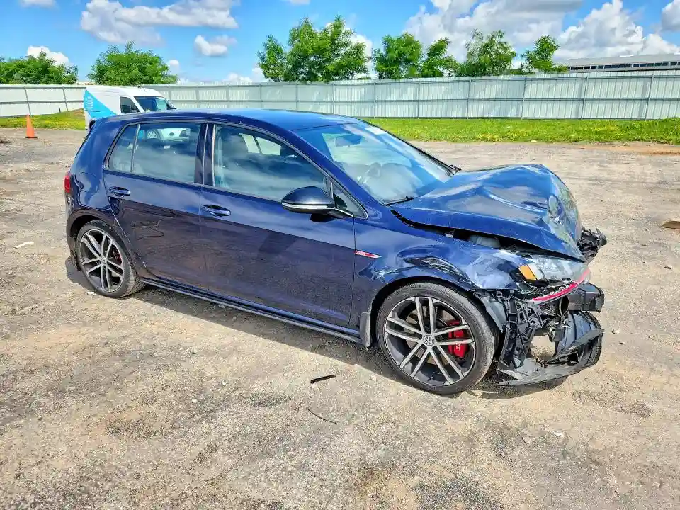3VW547AU9HM022427 2017 VOLKSWAGEN GTI-3