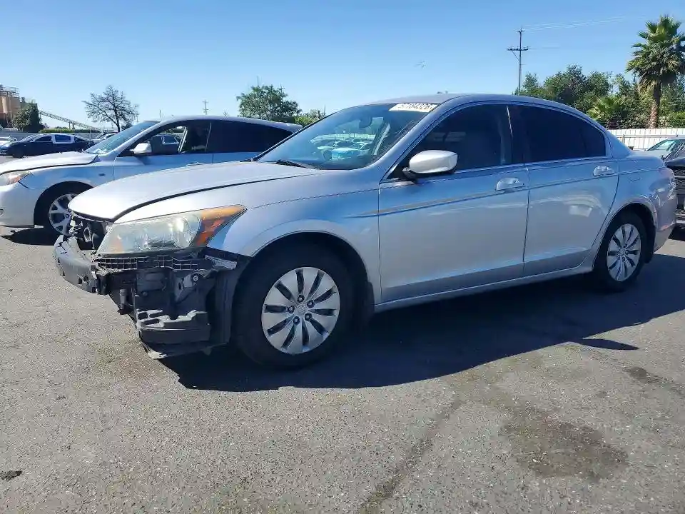 1HGCP2F30BA109692 2011 HONDA ACCORD-0
