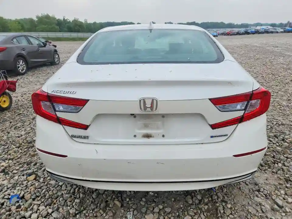 1HGCV3F48JA015689 2018 HONDA ACCORD-5