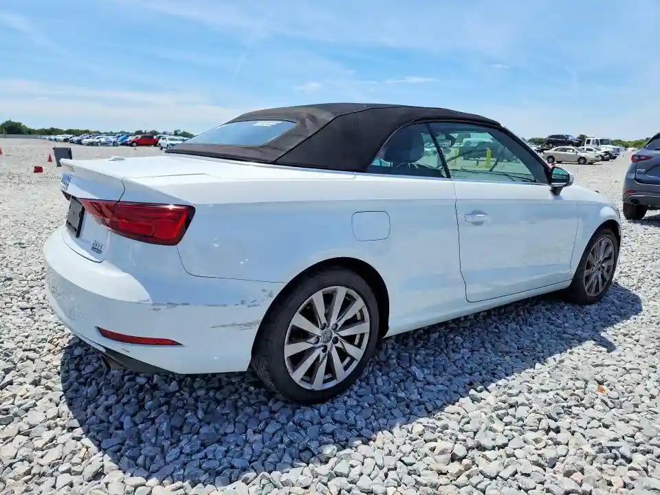 WAU78LFF2H1064208 2017 AUDI A3-2