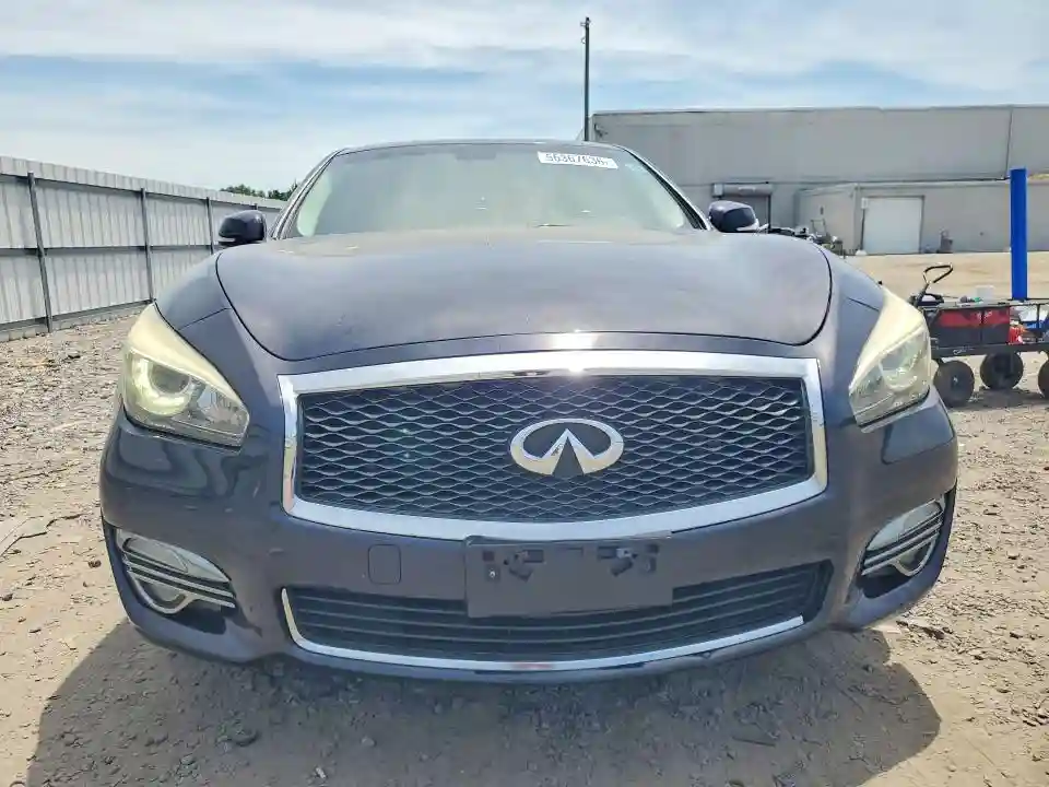 JN1BY1AR5GM270190 2016 INFINITI Q70-4