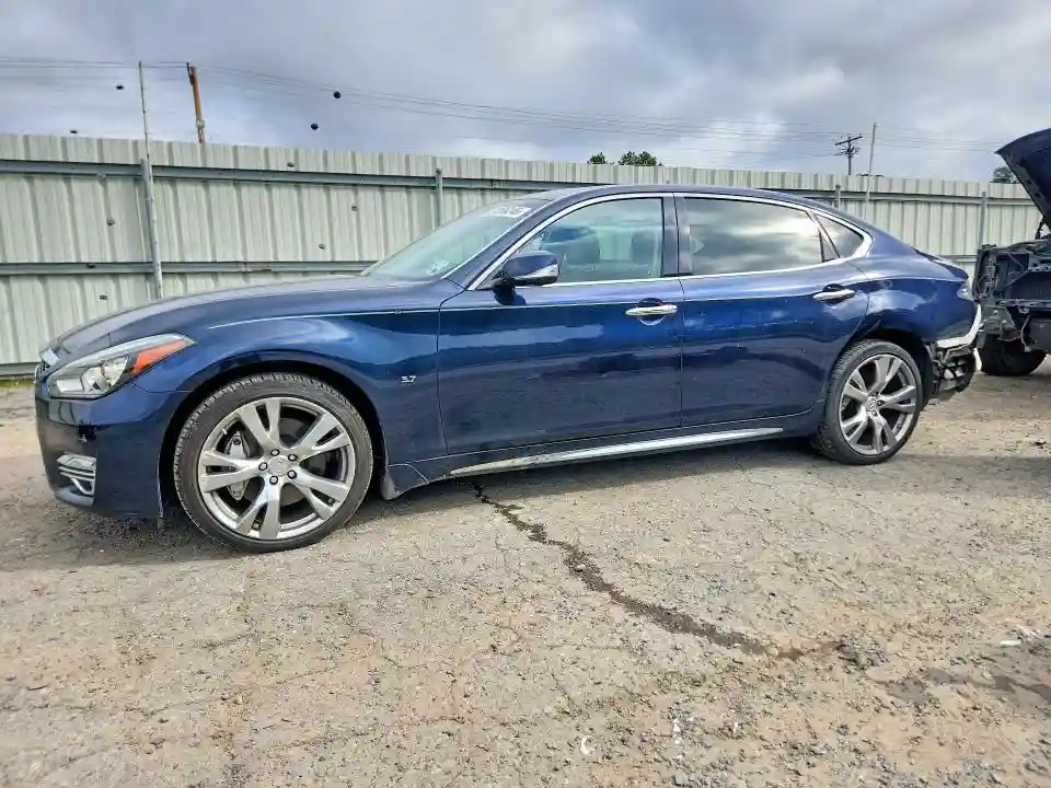 JN1BY1PP2HM170040 2017 INFINITI Q70-0