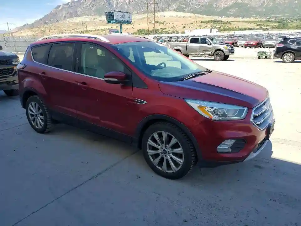 1FMCU0J97HUB83279 2017 FORD ESCAPE-3
