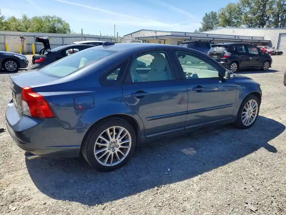 YV1672MS6B2534991 2011 VOLVO S40-2