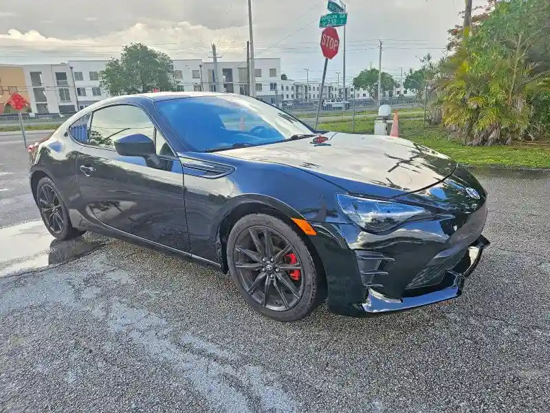 JF1ZNAA13K8702569 2019 TOYOTA 86-0