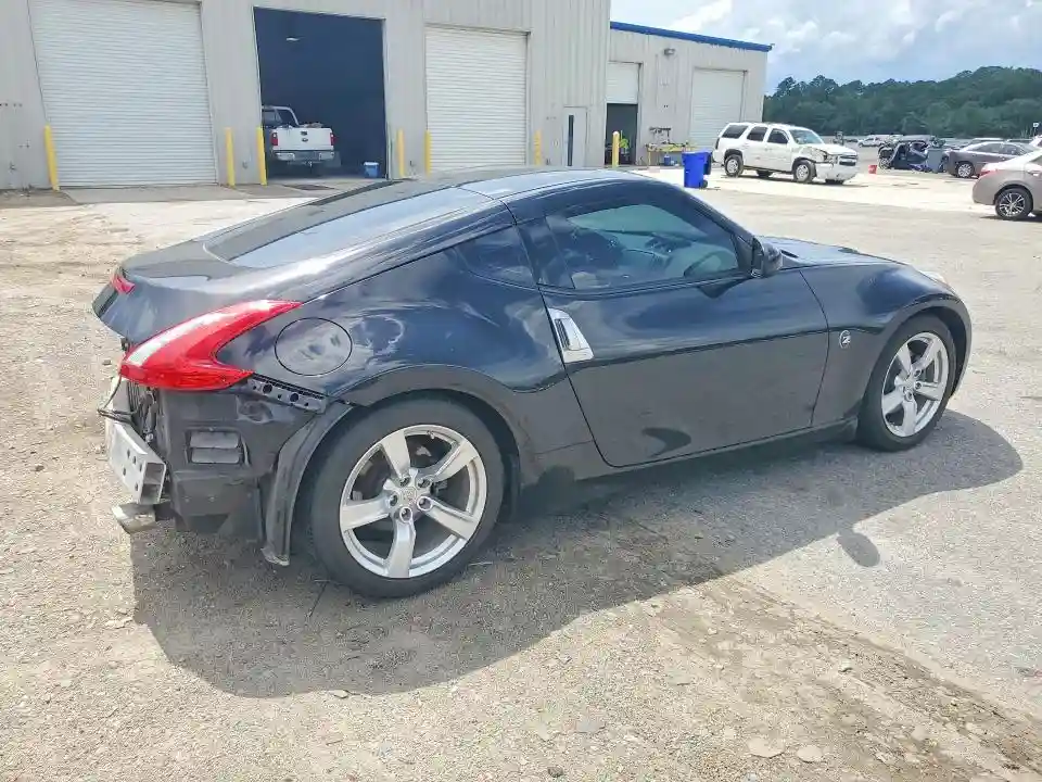 JN1AZ4EH3BM553997 2011 NISSAN 370Z-2