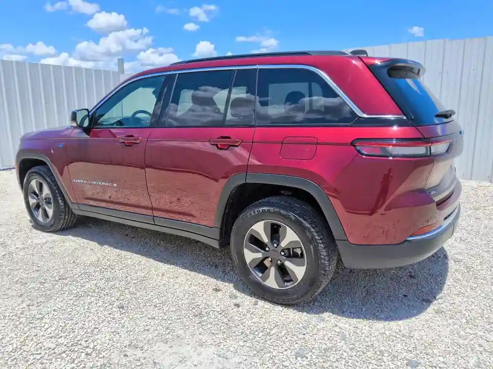 1C4RJYB61RC171677 2024 JEEP CHEROKEE-1