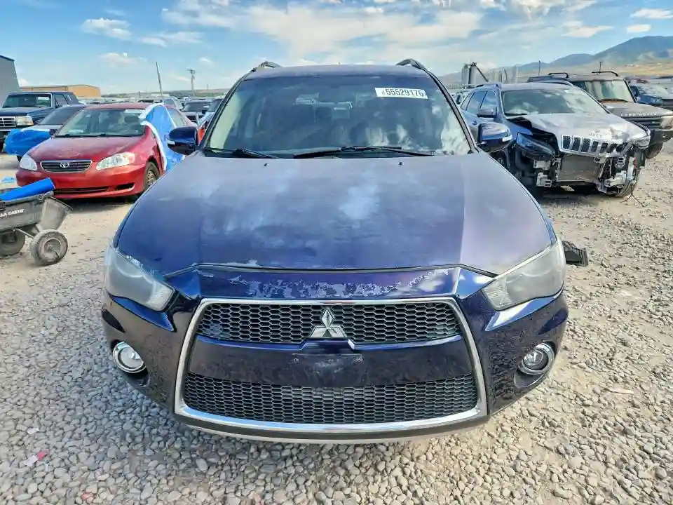 JA4JT3AW8DU020702 2013 MITSUBISHI OUTLANDER-4