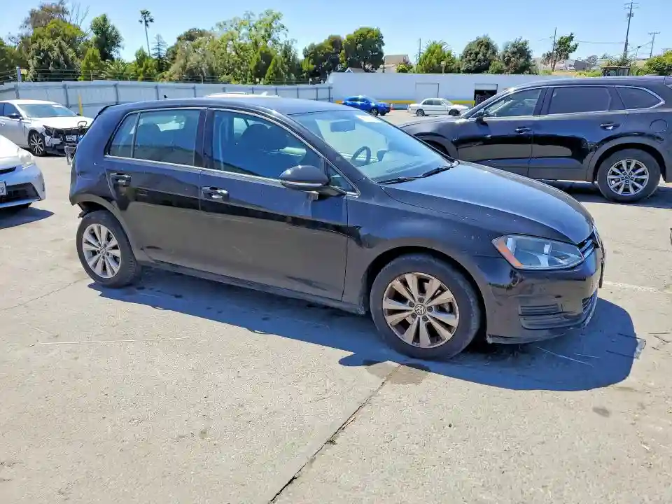 3VW2A7AU1FM047640 2015 VOLKSWAGEN GOLF-3