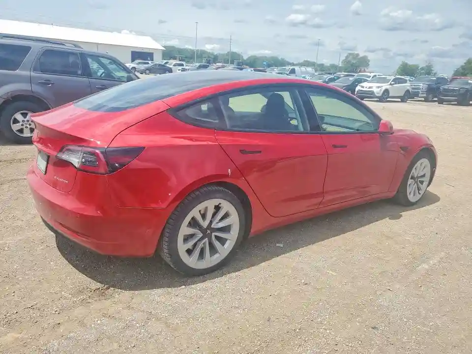 5YJ3E1EB0NF185576 2022 TESLA MODEL 3-2